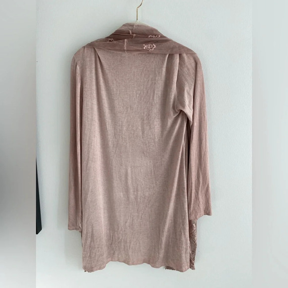MADE IN ITALY Dusty Mauve Washed/Faded Cardigan with Lace Floral Overlay Size  L - Picture 9 of 9